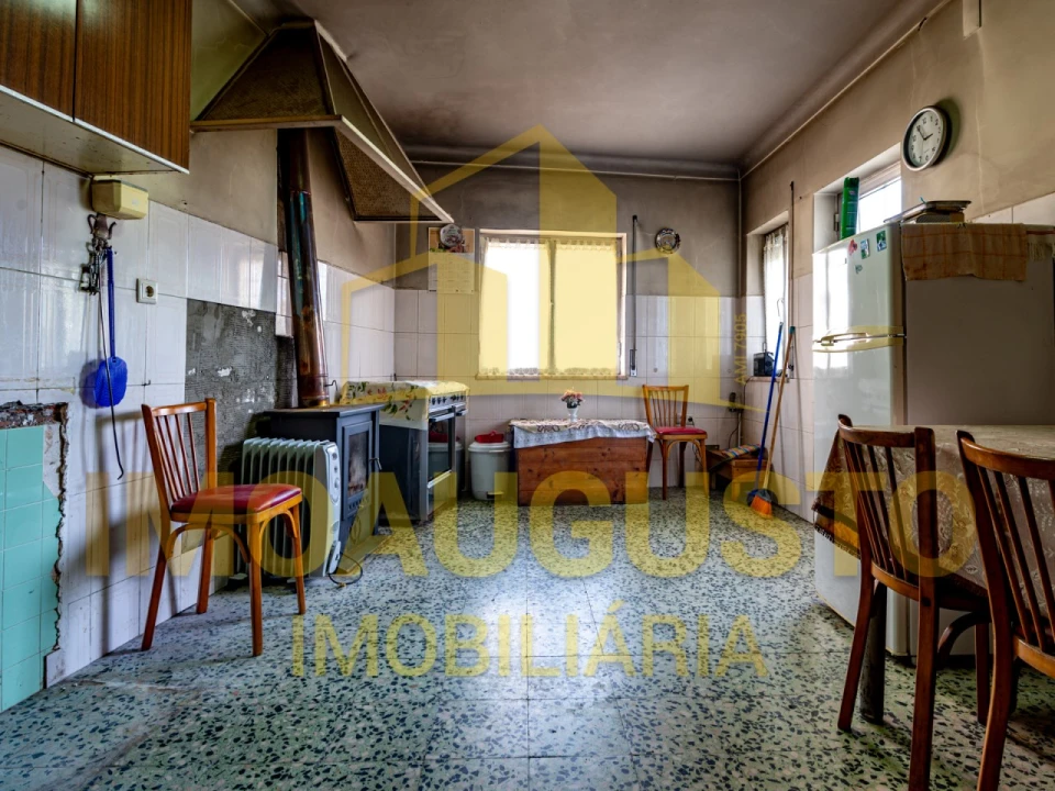 Moradia T4 para Venda em Santiago Foto 9