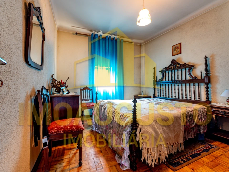 Moradia T4 para Venda em Santiago Foto 15