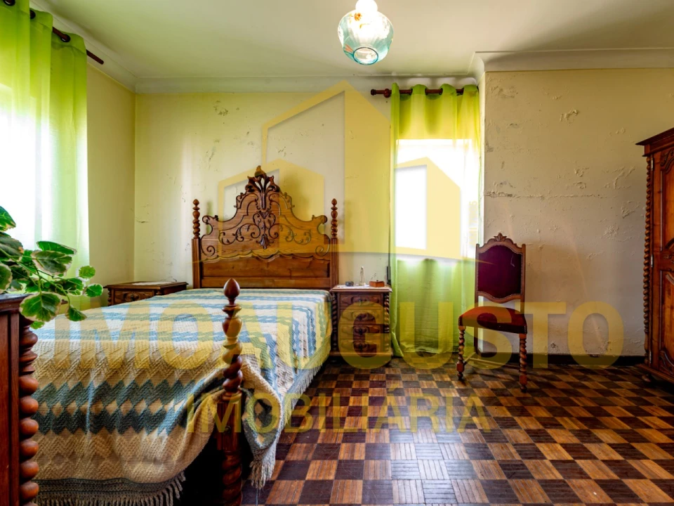 Moradia T4 para Venda em Santiago Foto 18