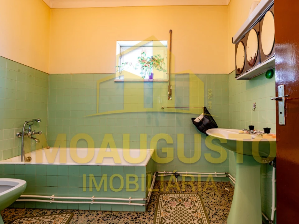 Moradia T4 para Venda em Santiago Foto 24