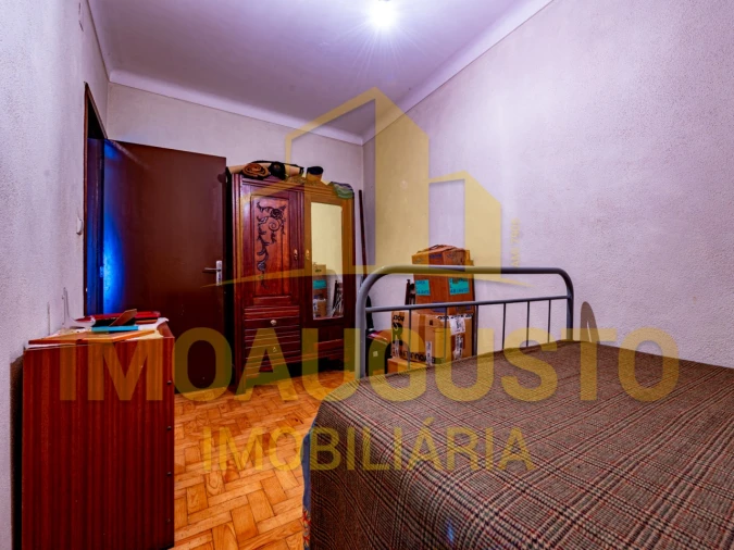 Moradia T4 para Venda em Santiago Foto 17