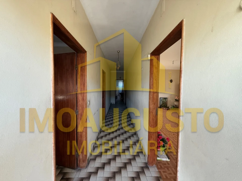 Moradia T3 para Venda em Marialva Foto 7