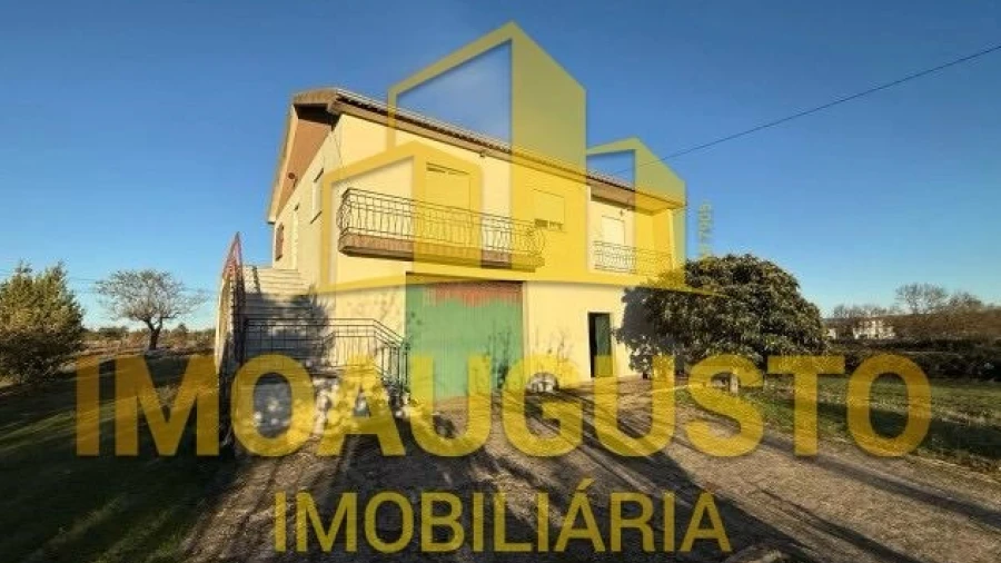 Moradia T3 para Venda em Marialva