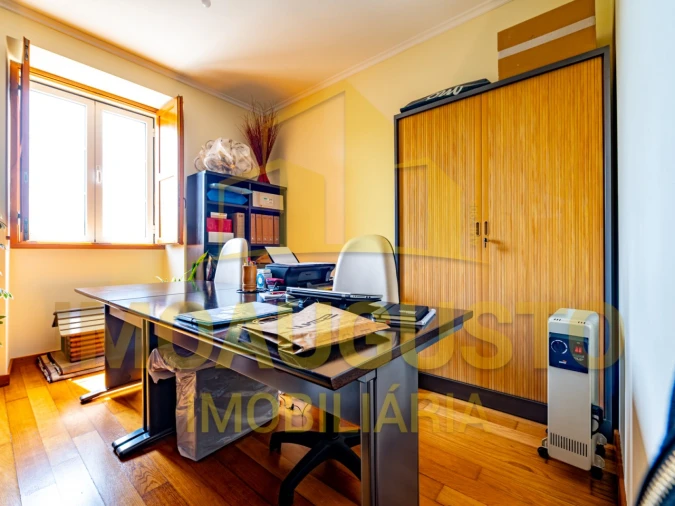 Apartamento T3 para Venda em Pinhel Foto 12