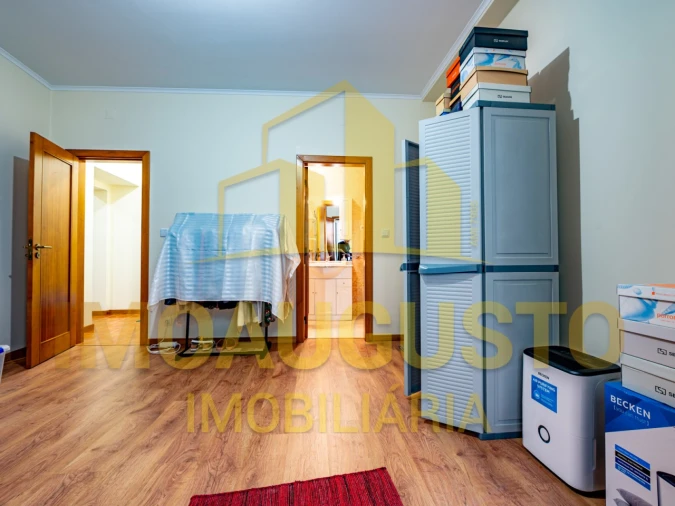 Apartamento T3 para Venda em Pinhel Foto 16