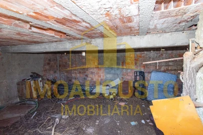 Moradia T3 para Venda em Bendada