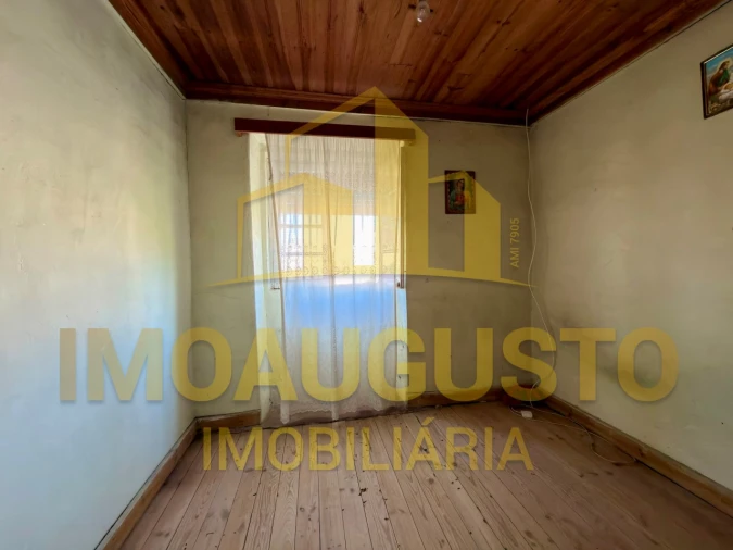 Moradia T3 para Venda em Bendada Foto 10