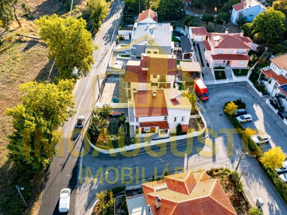 Moradia T5 para Venda em Guarda Foto 3