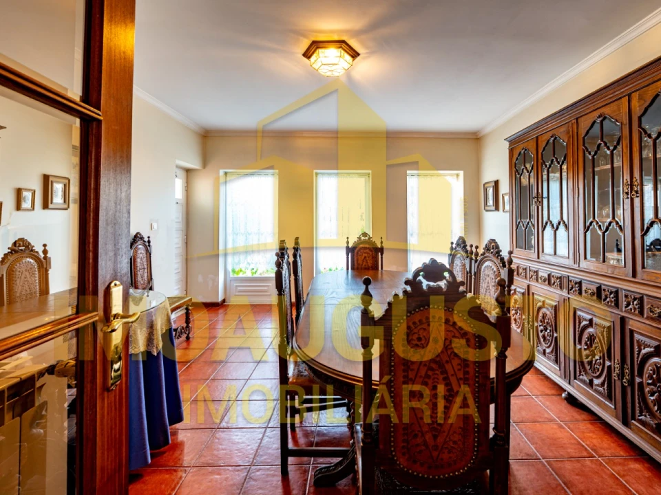 Moradia T5 para Venda em Guarda Foto 19