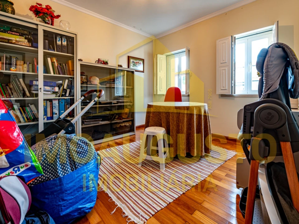 Moradia T5 para Venda em Guarda Foto 30