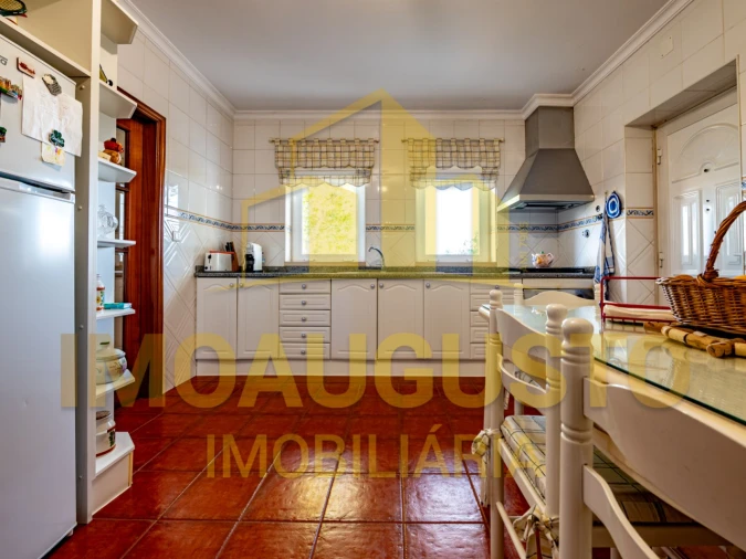 Moradia T5 para Venda em Guarda Foto 13