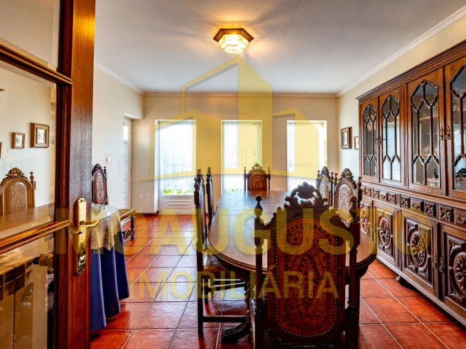 Moradia T5 para Venda em Guarda Foto 19