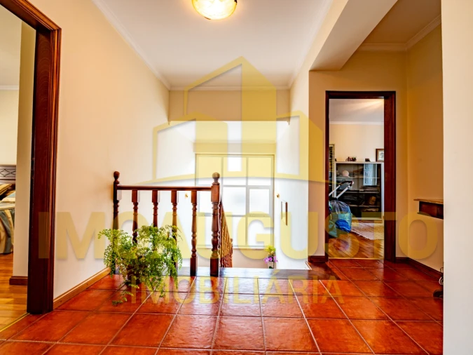 Moradia T5 para Venda em Guarda Foto 21