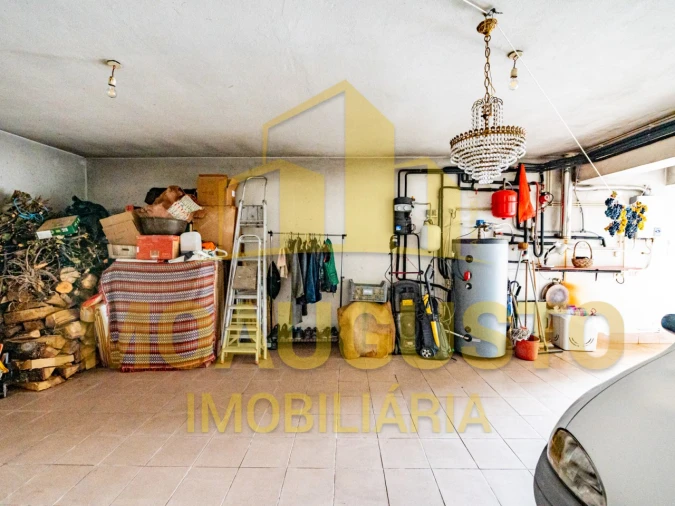 Moradia T5 para Venda em Guarda Foto 34