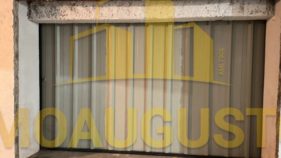 Garagem para Venda em Guarda