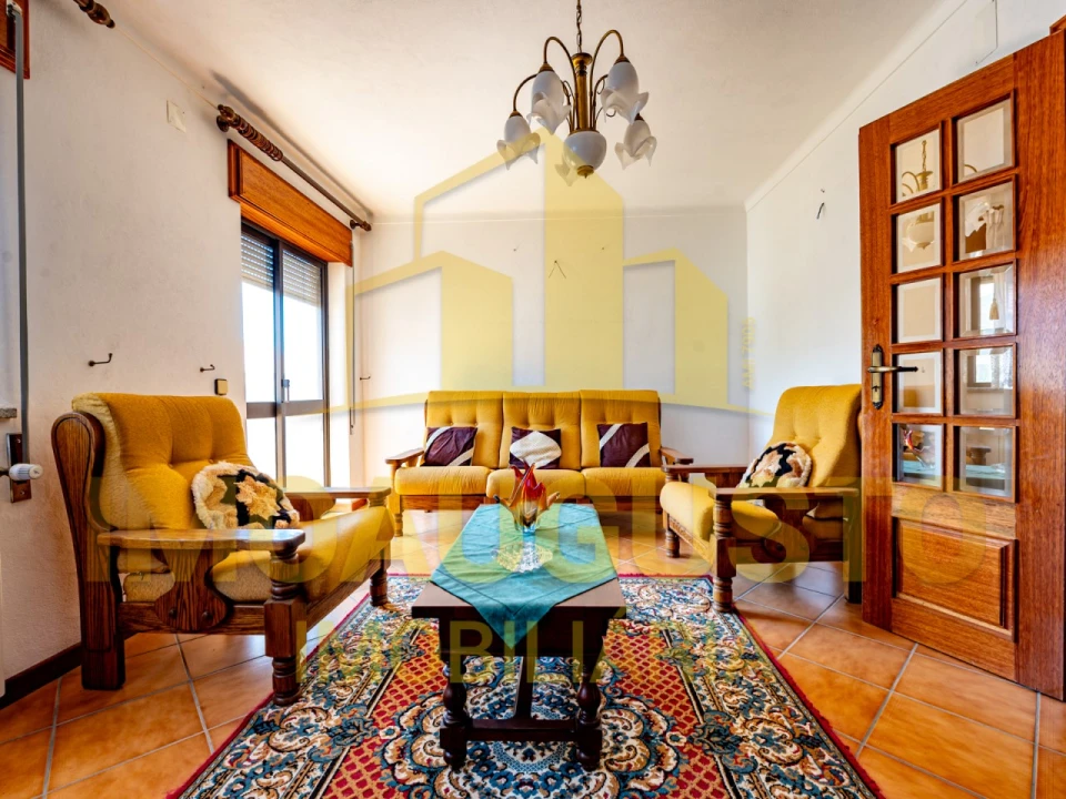 Moradia T5 para Venda em Sazes da Beira Foto 10