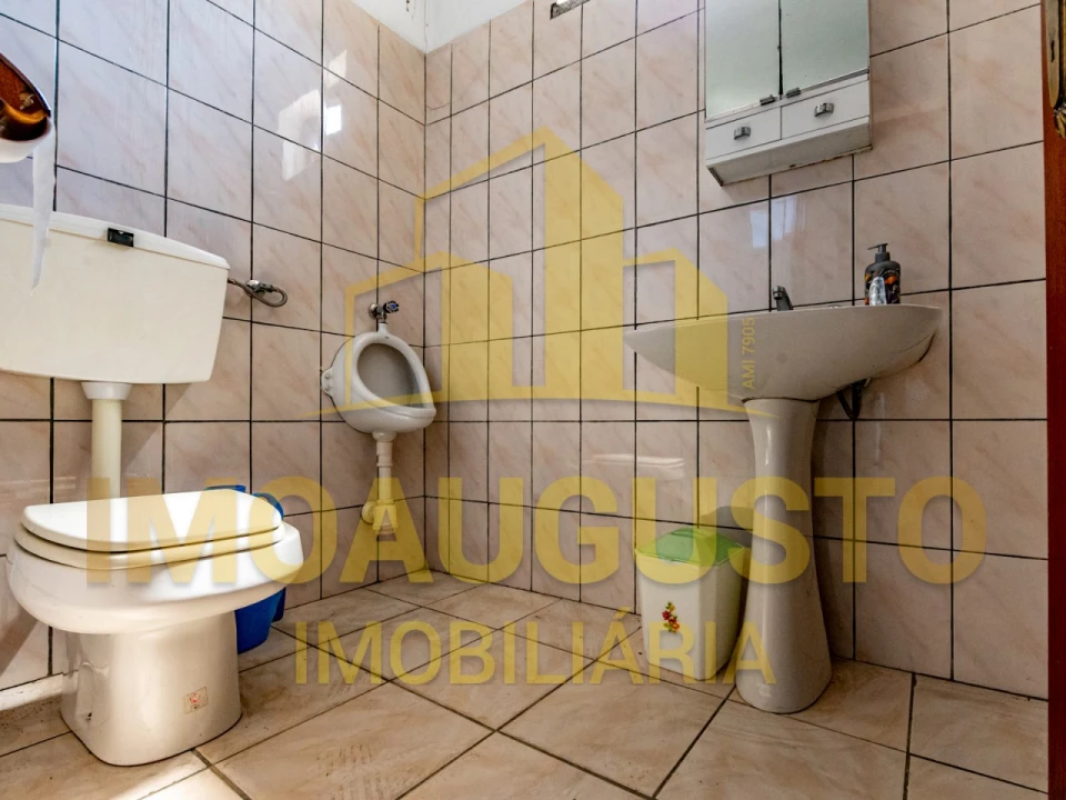 Moradia T5 para Venda em Sazes da Beira Foto 27