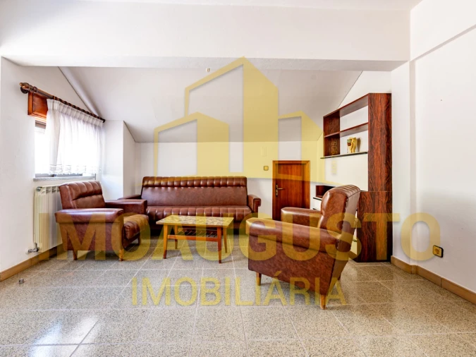 Moradia T5 para Venda em Sazes da Beira Foto 20