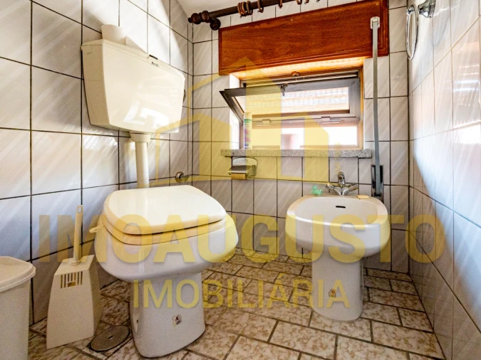 Moradia T5 para Venda em Sazes da Beira Foto 22