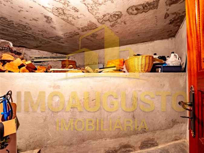 Prédio para Venda em Guarda Foto 35