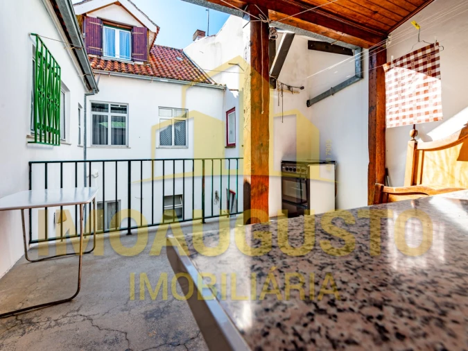 Prédio para Venda em Guarda Foto 38