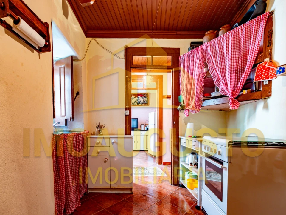 Moradia T2 para Venda em Aldeia Viçosa Foto 11