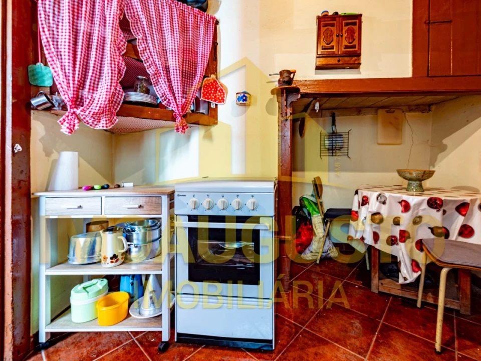 Moradia T2 para Venda em Aldeia Viçosa Foto 12