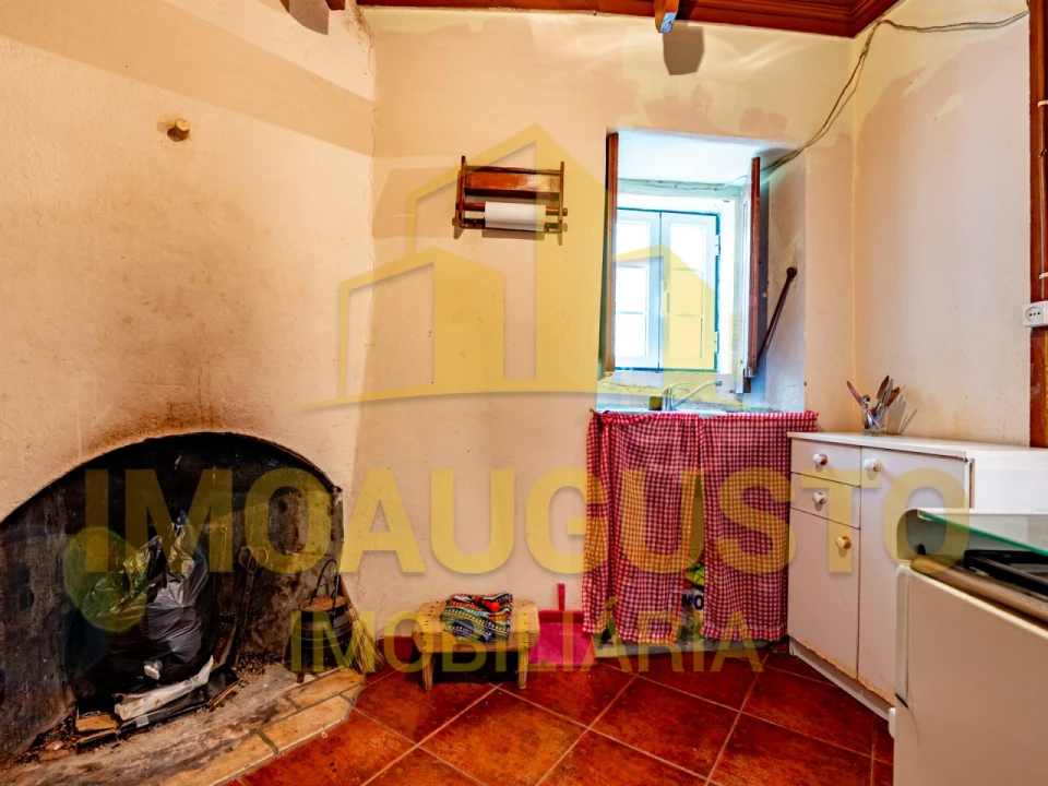 Moradia T2 para Venda em Aldeia Viçosa Foto 13