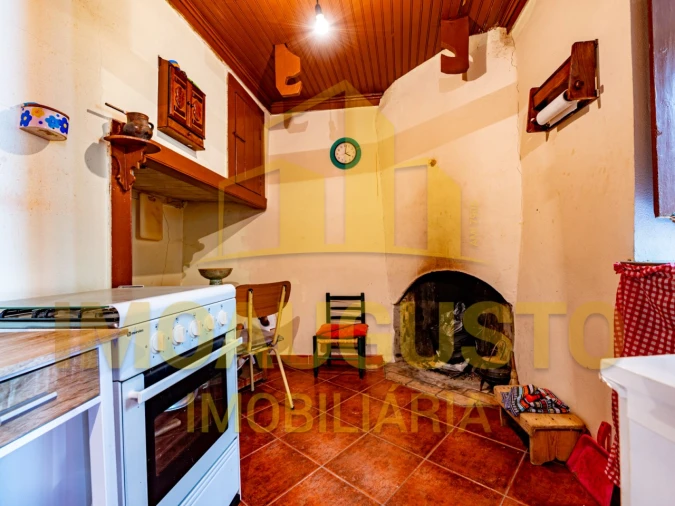 Moradia T2 para Venda em Aldeia Viçosa Foto 10