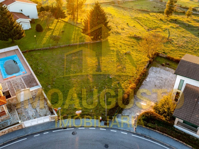 Terreno para Venda em Casas do Soeiro