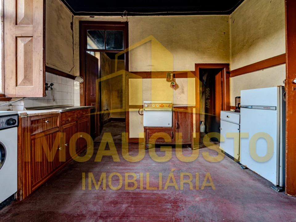 Moradia T7 para Venda em Cortiçô da Serra, Vide Entre Vinhas e Salgueirais Foto 4