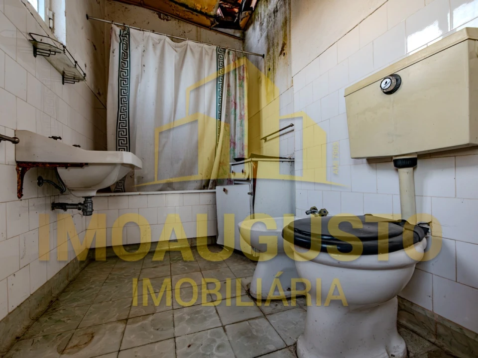 Moradia T7 para Venda em Cortiçô da Serra, Vide Entre Vinhas e Salgueirais Foto 10