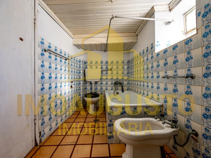 Moradia T3 para Venda em Aldeia Viçosa Foto 15