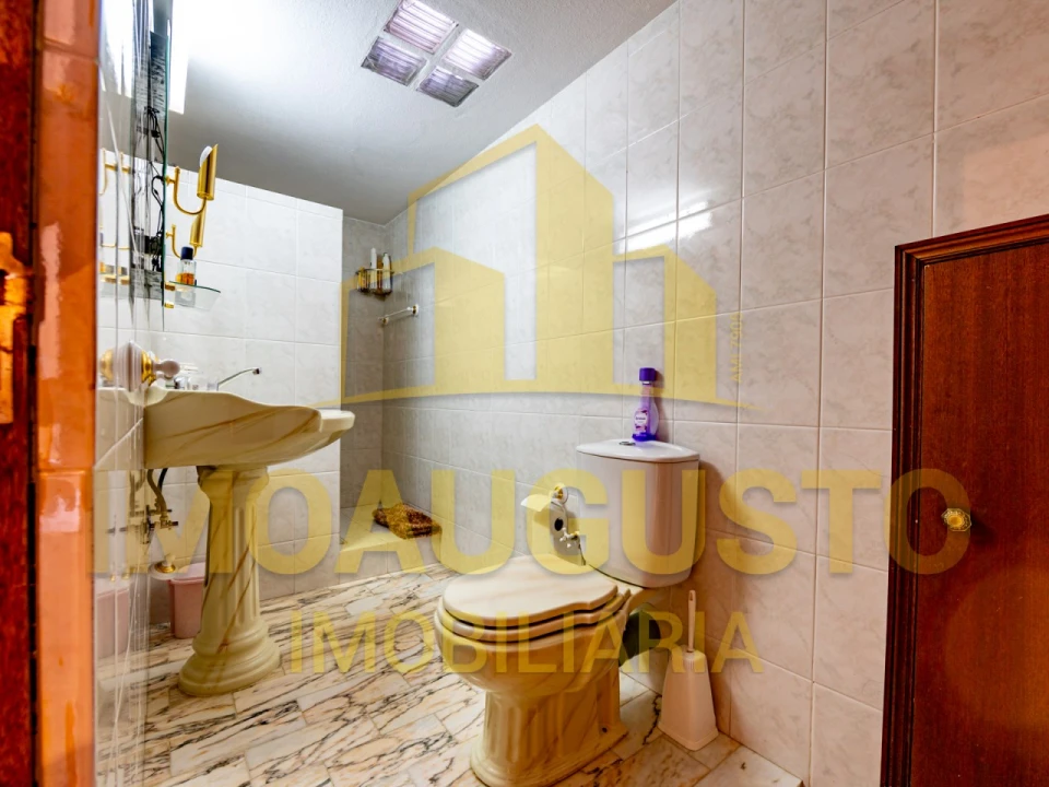 Moradia T5 para Venda em Vermiosa Foto 29