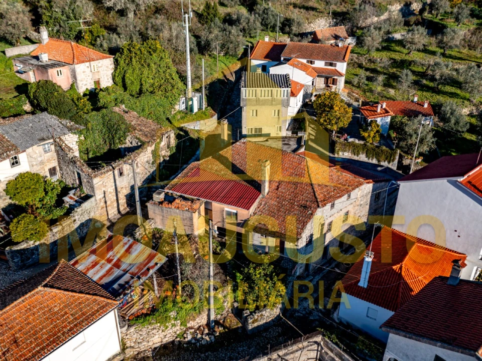Moradia T4 para Venda em Cortiçô e Vila Chã Foto 3