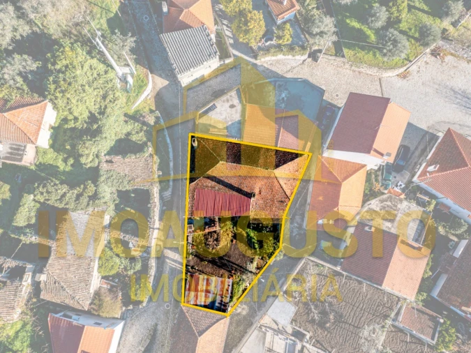 Moradia T4 para Venda em Cortiçô e Vila Chã Foto 2