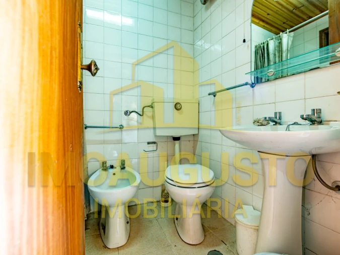 Moradia T2 para Venda em Lajeosa do Mondego Foto 12