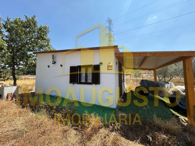 Moradia T1 para Venda em Baraçal Foto 1