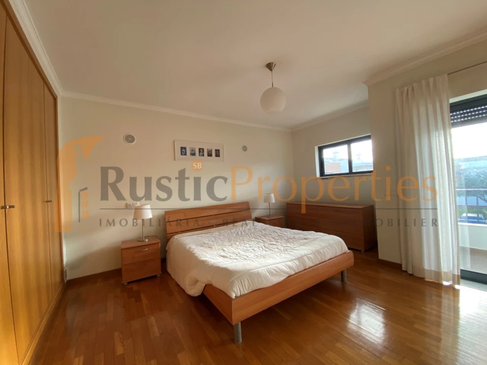 Moradia T3 para Venda em São Brás de Alportel Foto 7