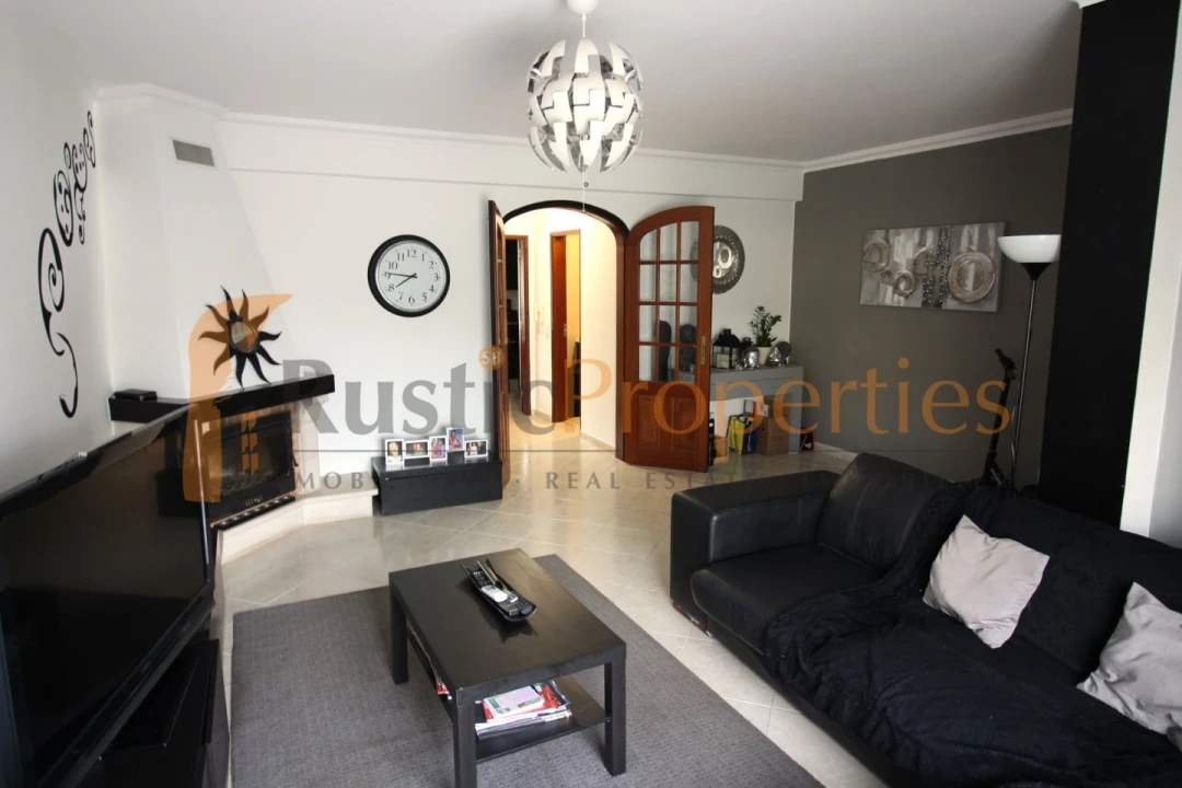 Moradia T3 para Venda em São Brás de Alportel Foto 16