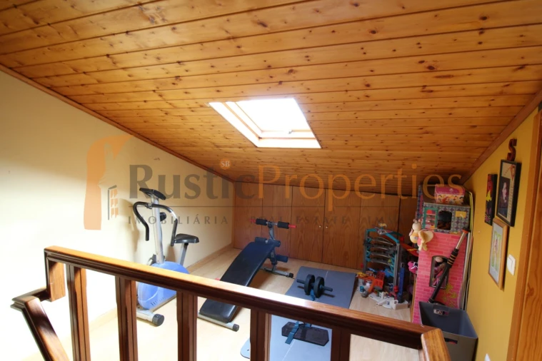 Moradia T3 para Venda em São Brás de Alportel Foto 8