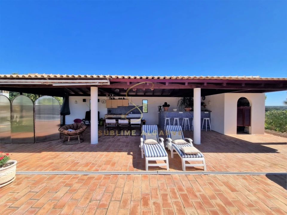 Moradia T4 para Venda em Bensafrim e Barão de São João Foto 5