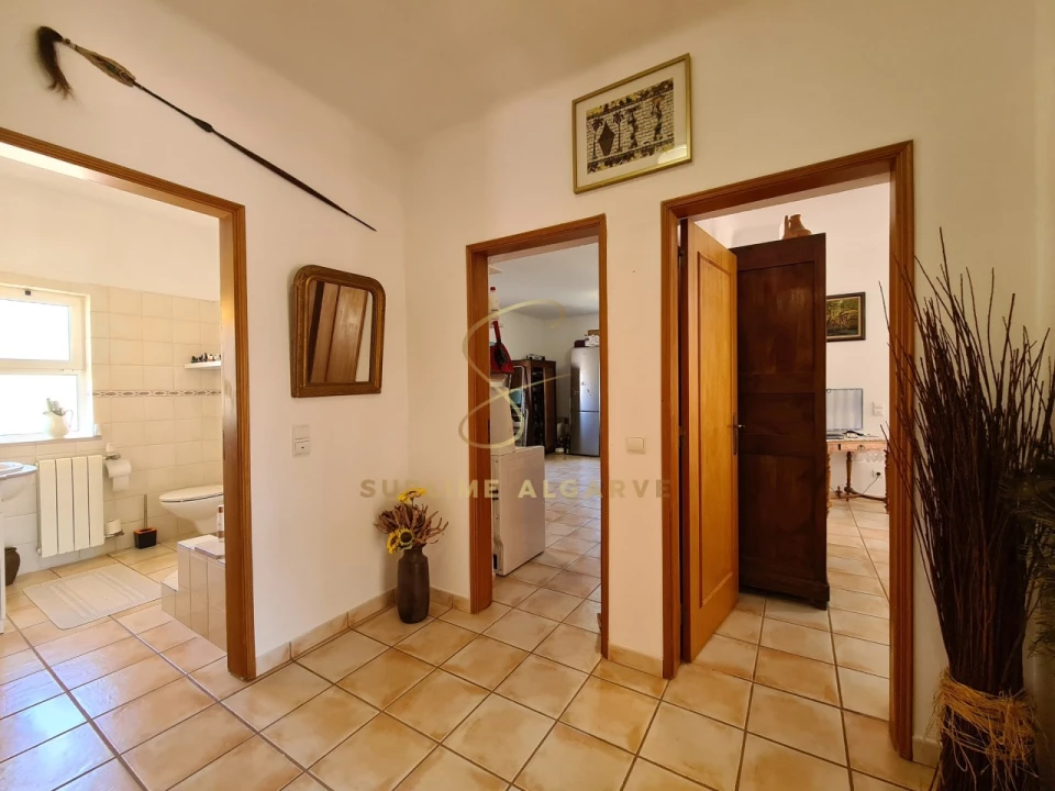 Moradia T4 para Venda em Bensafrim e Barão de São João Foto 12