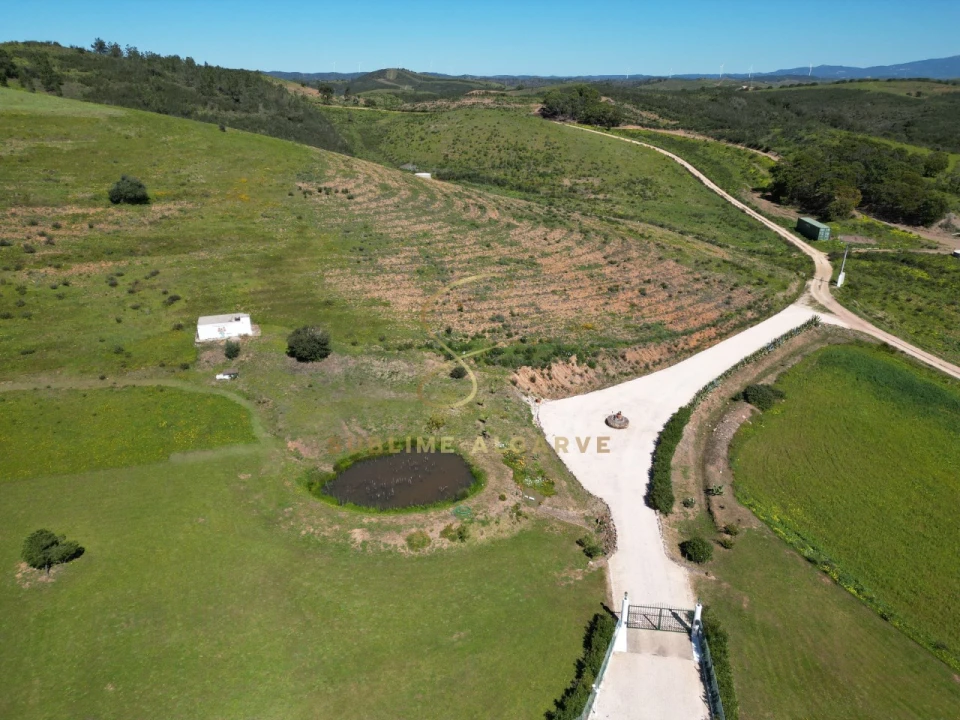 Moradia T4 para Venda em Bensafrim e Barão de São João Foto 31