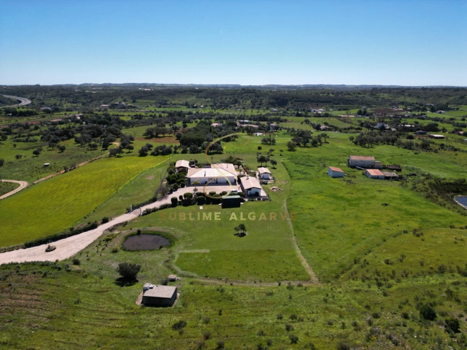 Moradia T4 para Venda em Bensafrim e Barão de São João Foto 30