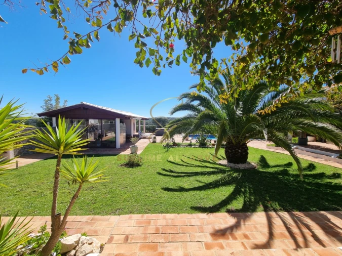 Moradia T4 para Venda em Bensafrim e Barão de São João Foto 17