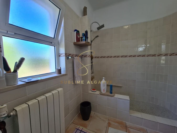 Moradia T4 para Venda em Bensafrim e Barão de São João Foto 18