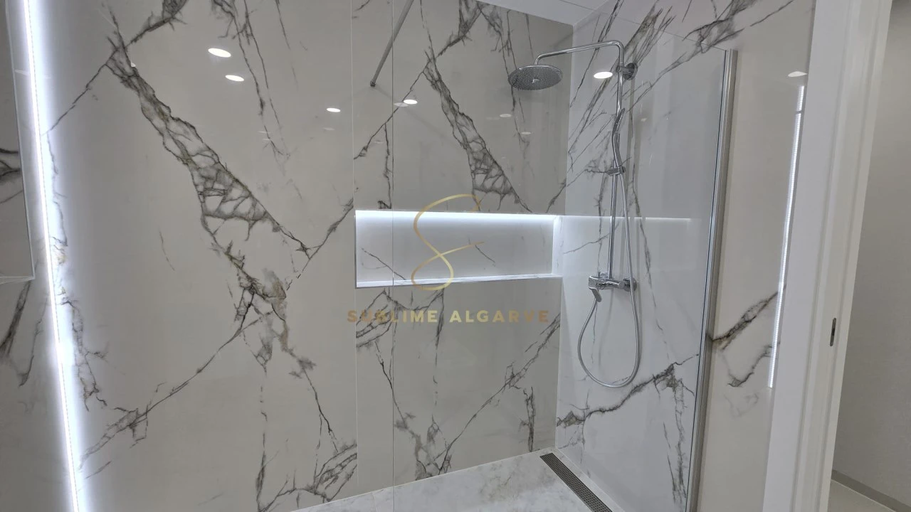 Apartamento T4 para Venda em Lagos (São Sebastião e Santa Maria) Foto 12