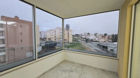 Apartamento T4 para Venda em Lagos (São Sebastião e Santa Maria)