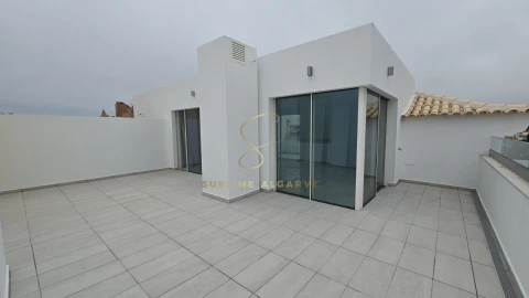 Apartamento T4 para Venda em Lagos (São Sebastião e Santa Maria)
